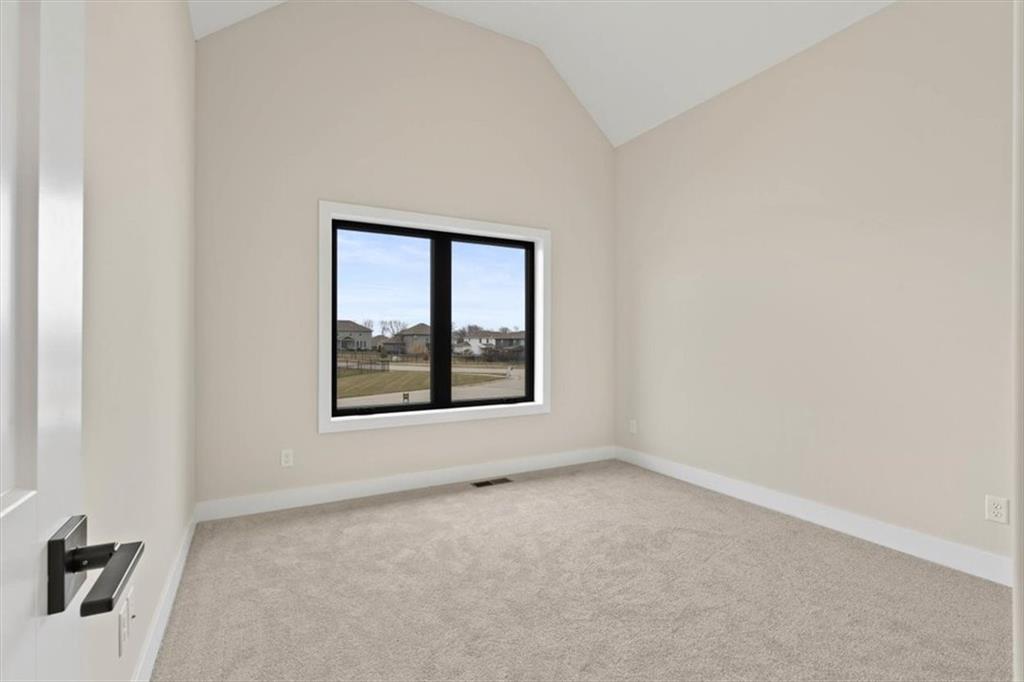 2303 Southwest Serena Place Lee's Summit, MO 64082 - Photo 14 of 32