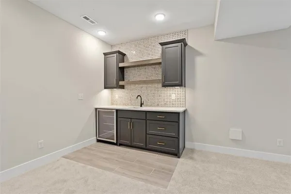 $689,500 | 2303 Southwest Serena Place, Lee's Summit, MO 64082