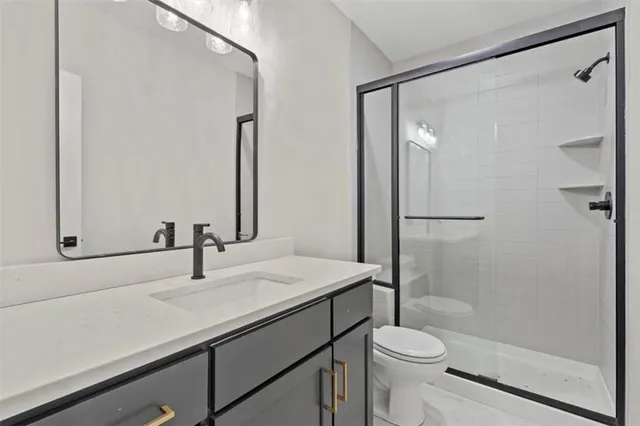 $695,000 | 2303 Southwest Serena Place, Lee's Summit, MO 64082