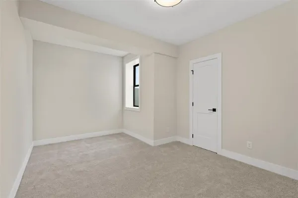 $689,500 | 2303 Southwest Serena Place, Lee's Summit, MO 64082