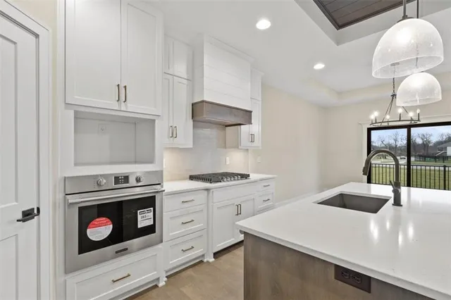 $695,000 | 2303 Southwest Serena Place, Lee's Summit, MO 64082