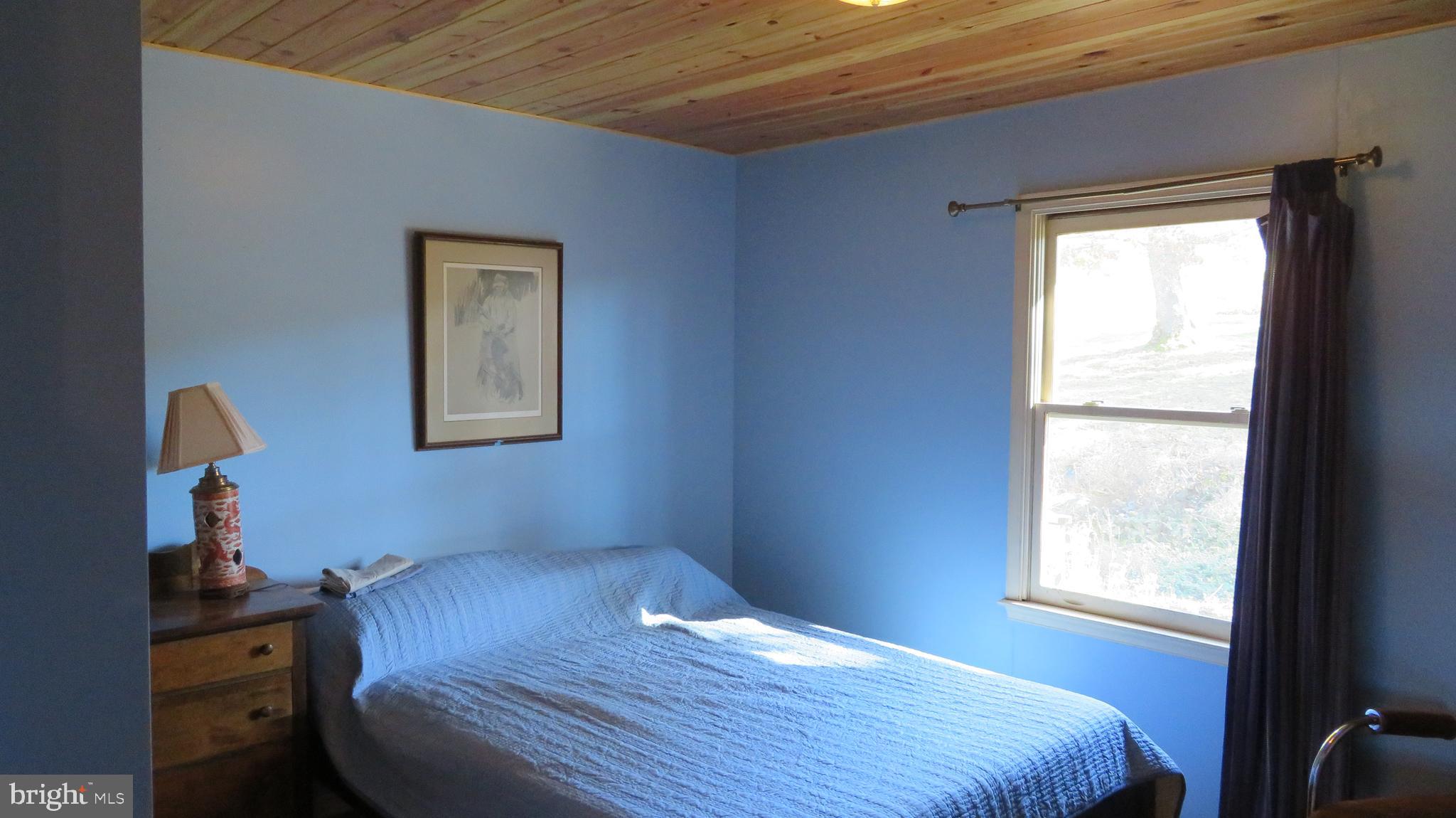 55 West View Lane Castleton, VA 22716 - Photo 28 of 64 Second Bedroom