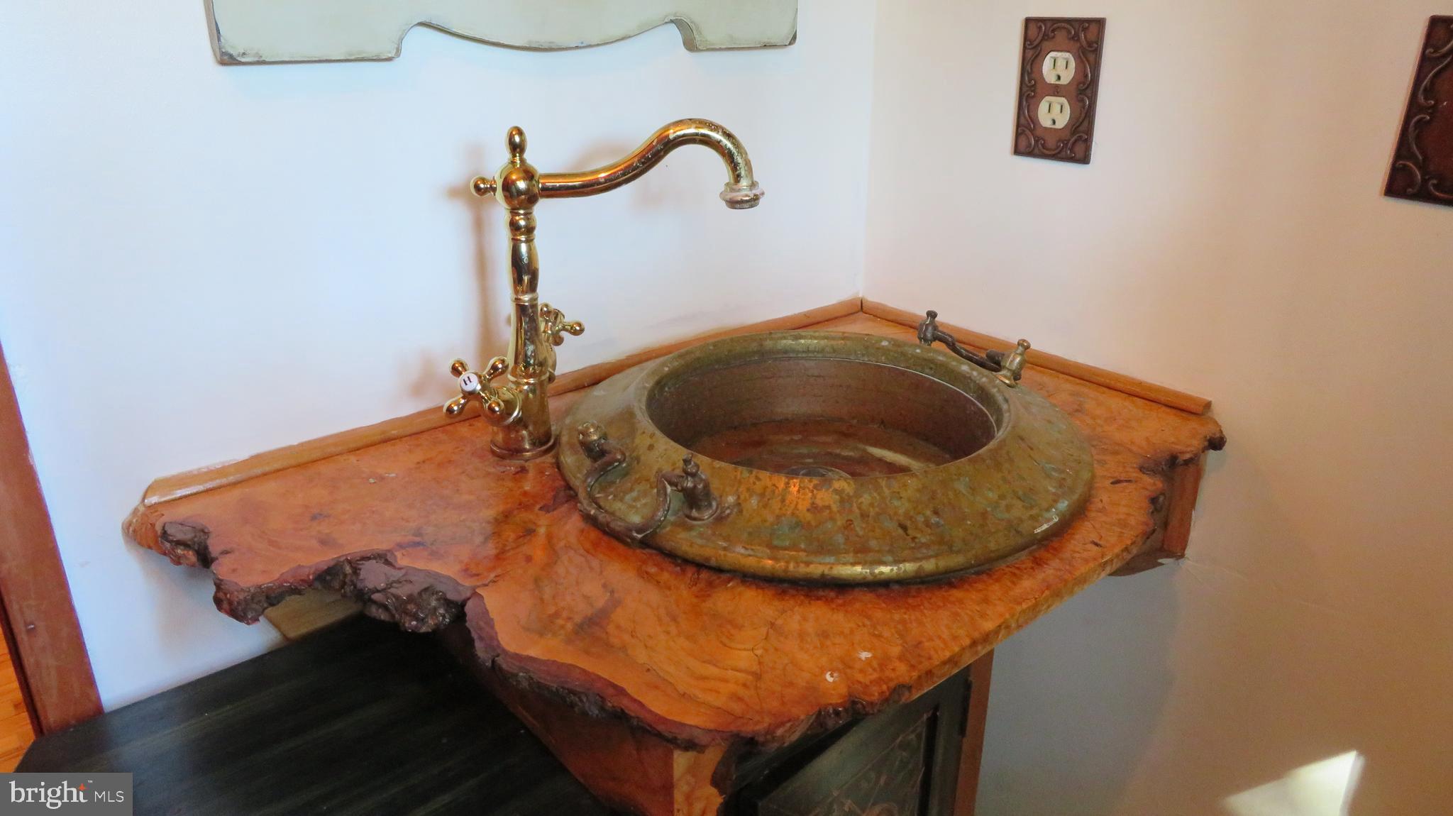 55 West View Lane Castleton, VA 22716 - Photo 30 of 64 Hall Bath