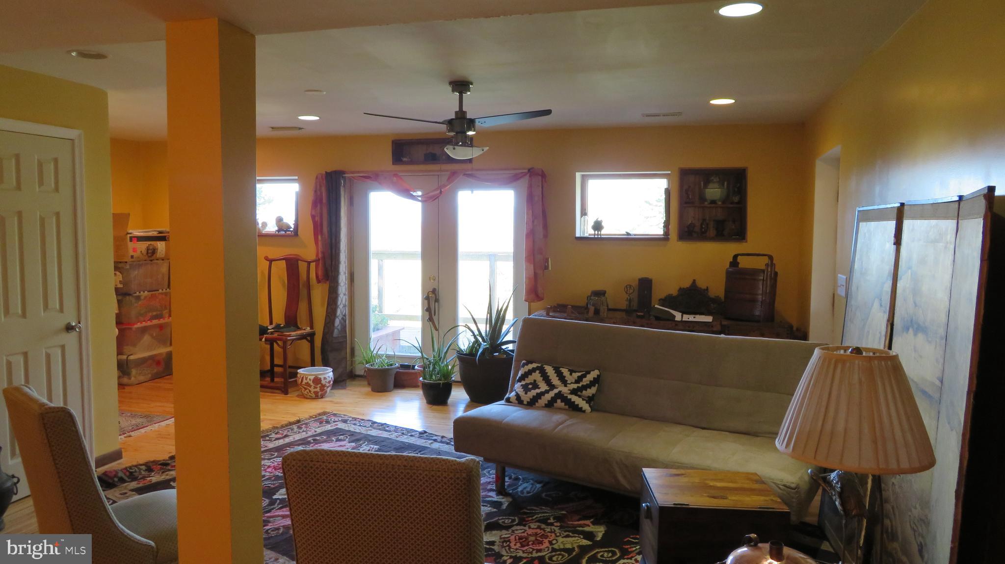 55 West View Lane Castleton, VA 22716 - Photo 40 of 64 Lavender Lab (family room)