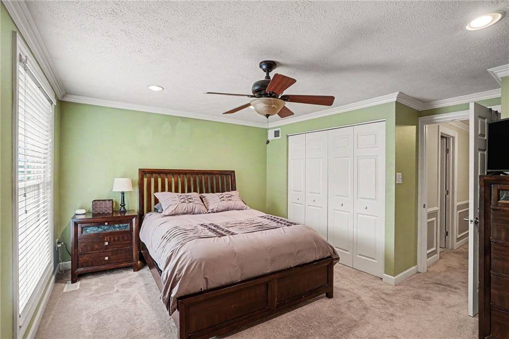 5495 Library Road, Unit 10 Bethel Park, PA 15102 - Photo 17 of 28