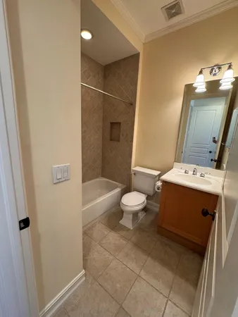 $5,500 | 304 West Mallory Circle, Delray Beach, FL 33483