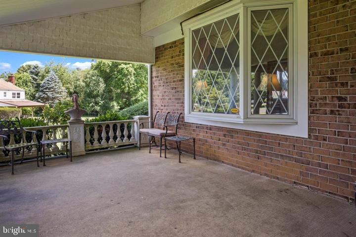 64 Cherokee Road Richboro, PA 18954 - Photo 3 of 24 Gallery Image 3