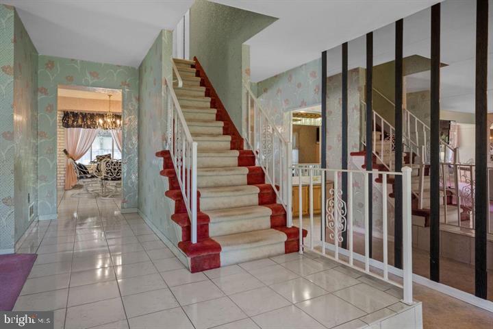 64 Cherokee Road Richboro, PA 18954 - Photo 4 of 24 Gallery Image 4