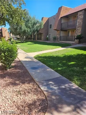 $1,150 | 5081 River Glen Drive, Unit 119, Las Vegas, NV 89103