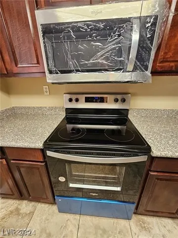 $1,150 | 5081 River Glen Drive, Unit 119, Las Vegas, NV 89103