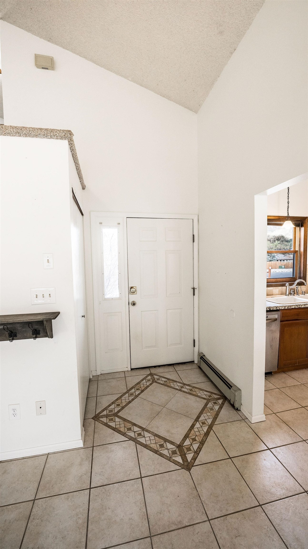 599 Catskill Court Grand Junction, CO 81507 - Photo 2 of 23