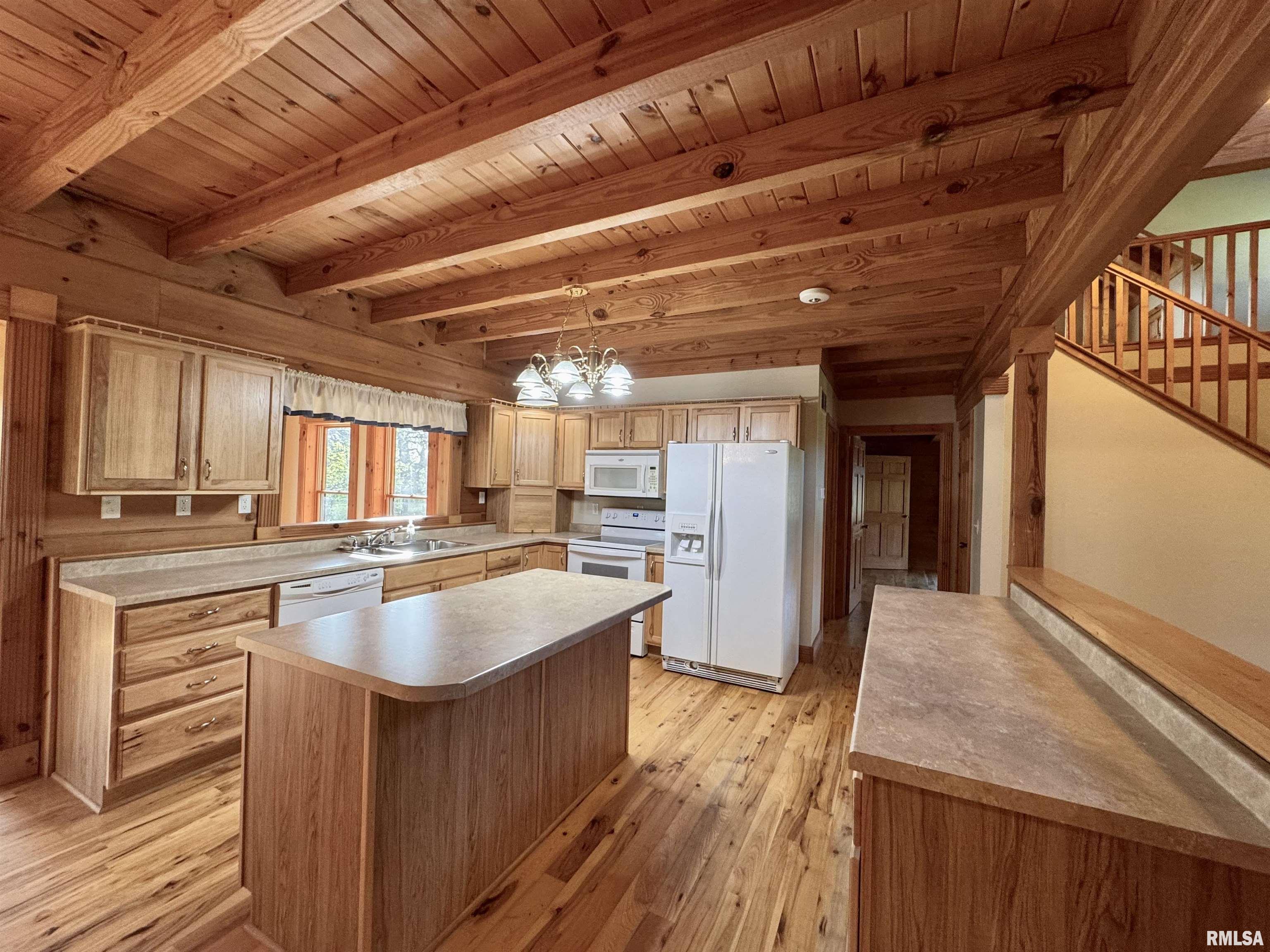 12795 North 1050th Road Macomb, IL 61455 - Photo 11 of 51