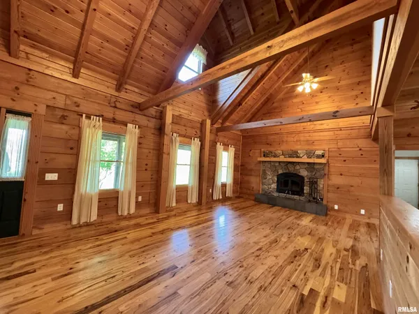 $449,000 | 12795 North 1050th Road, Macomb, IL 61455