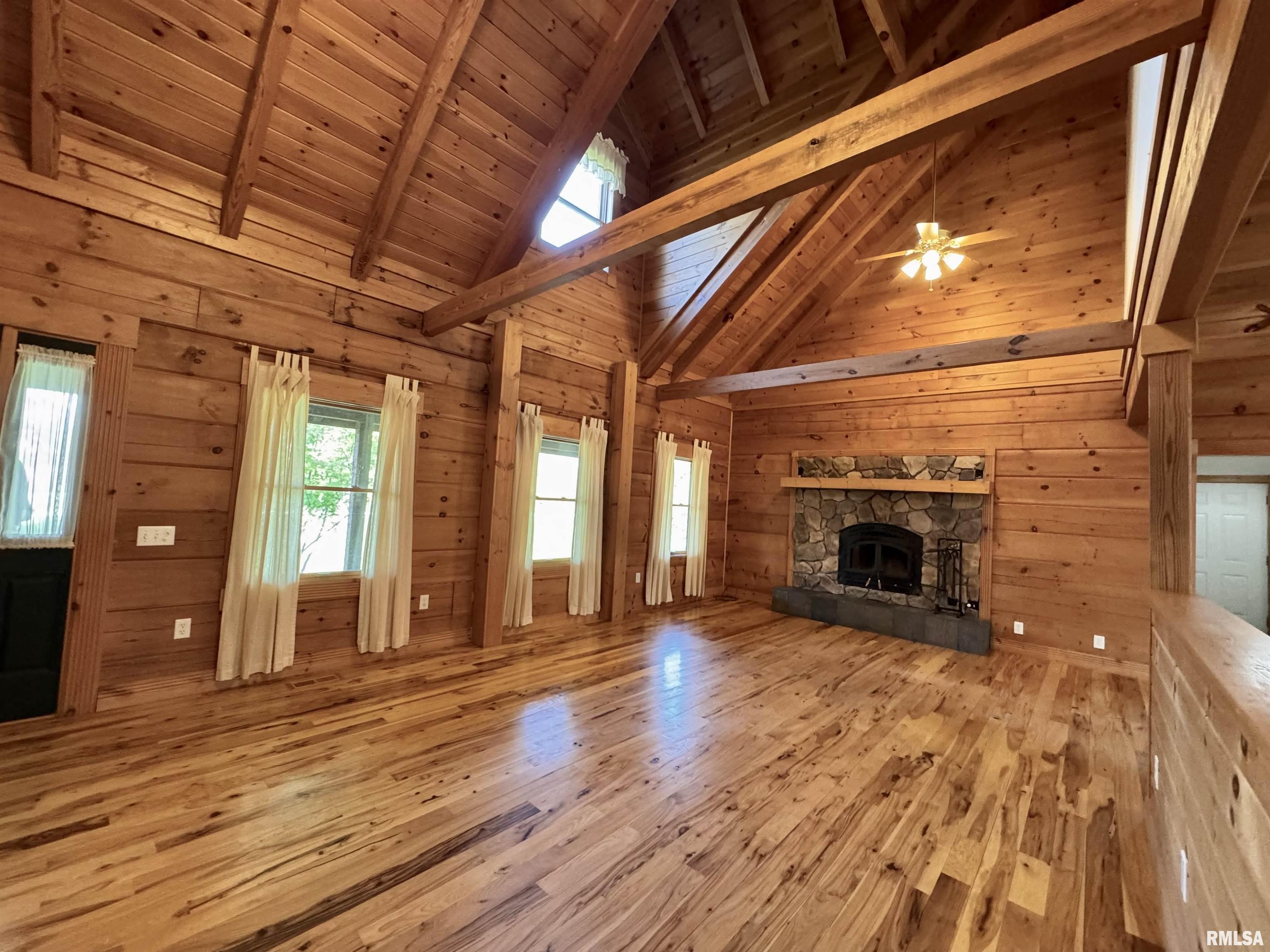 12795 North 1050th Road Macomb, IL 61455 - Photo 3 of 51