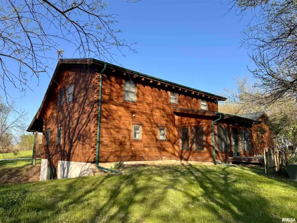 $449,000 | 12795 North 1050th Road, Macomb, IL 61455
