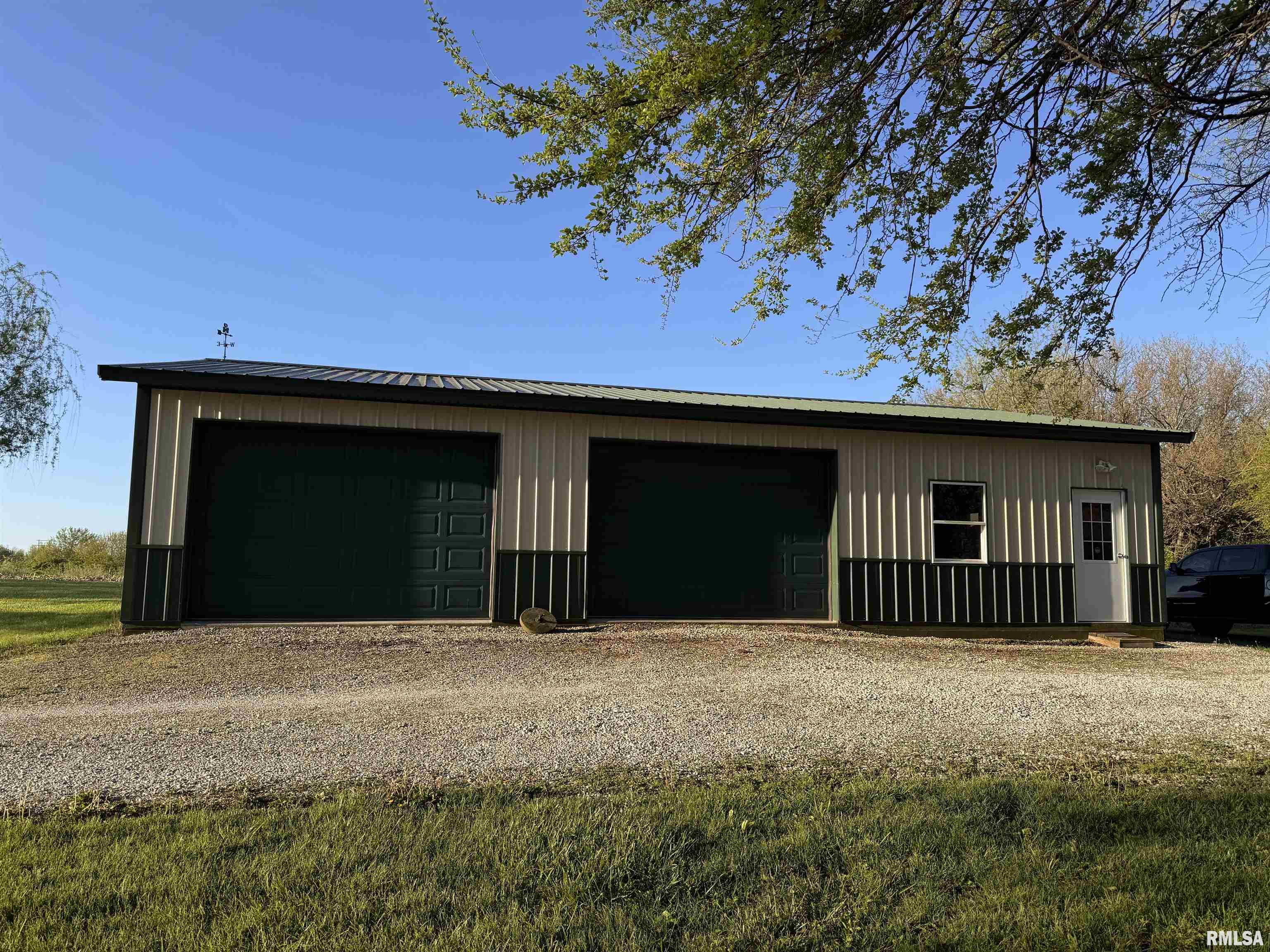 12795 North 1050th Road Macomb, IL 61455 - Photo 44 of 51