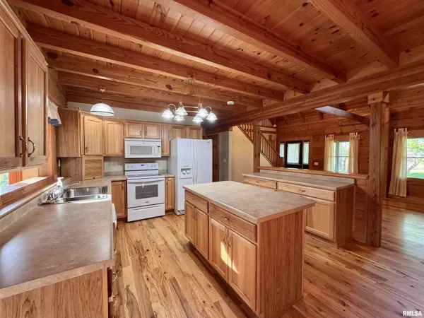 $449,000 | 12795 North 1050th Road, Macomb, IL 61455