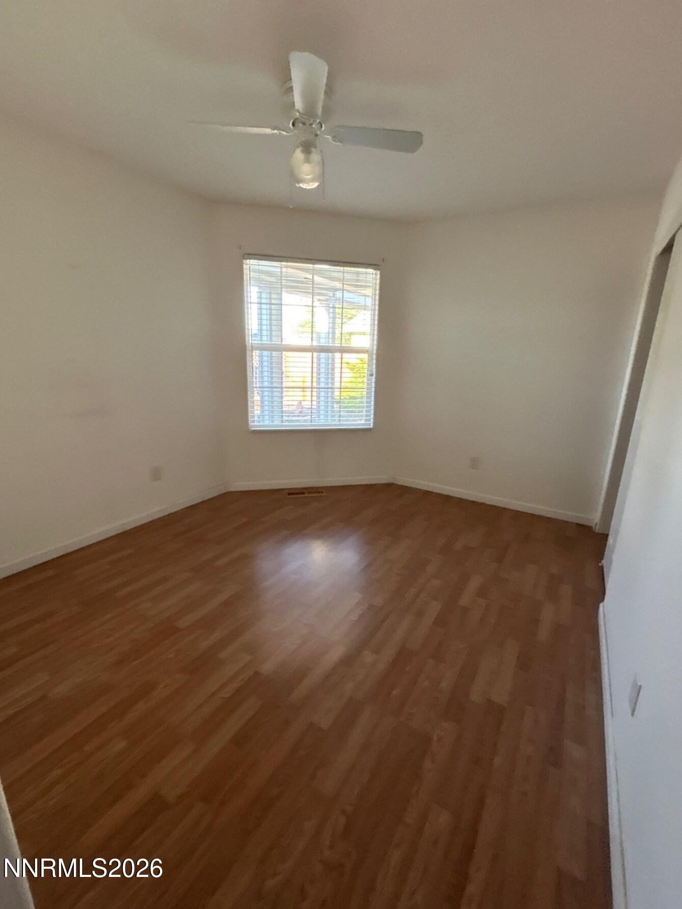 559 Nader Way Fernley, NV 89408 - Photo 7 of 20 18-Jun 12 2024 08_41pm-vtAC