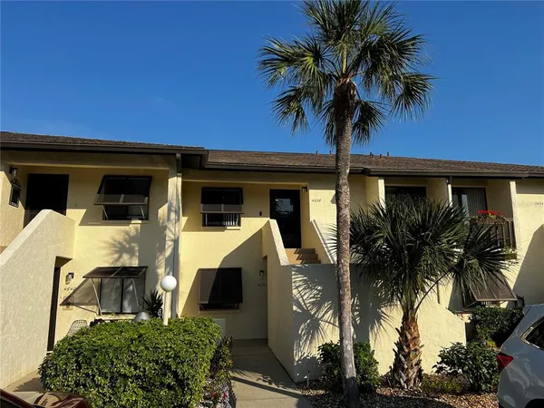 $2,300 | 4638 Longwater Chase, Unit 94, Sarasota, FL 34235