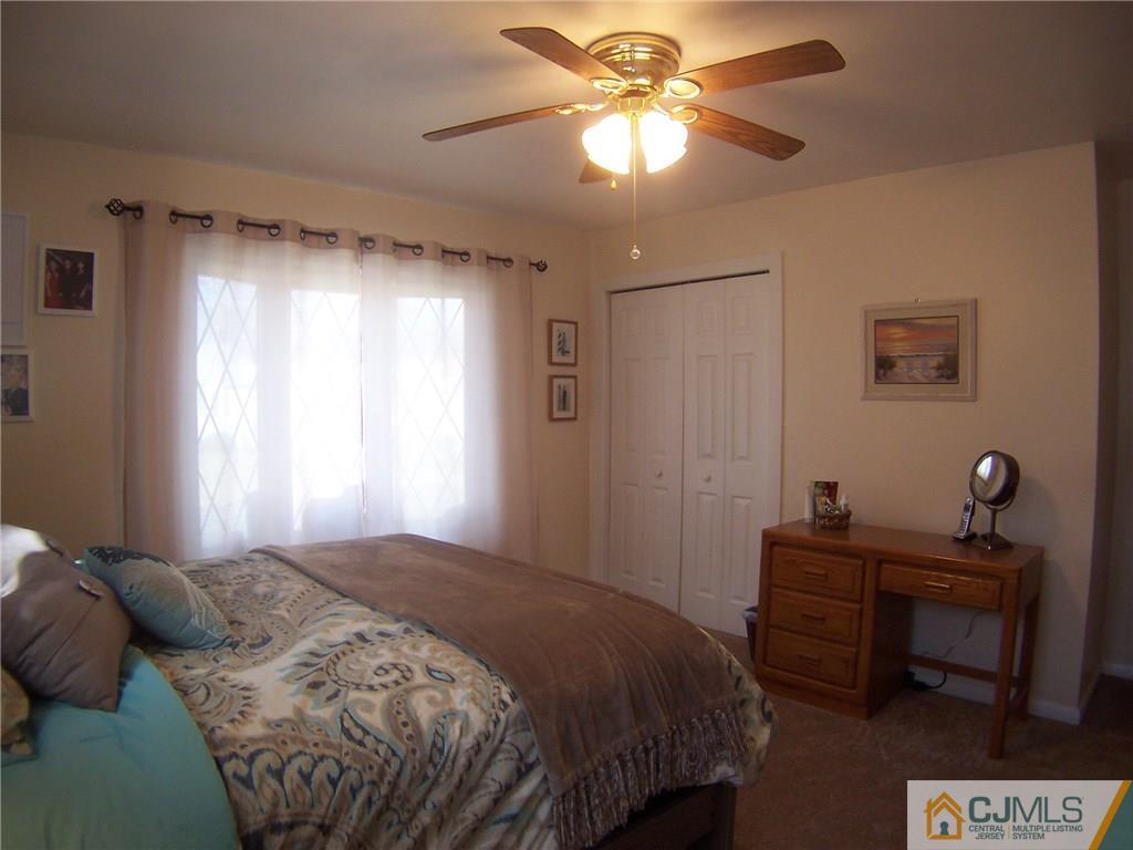 95 Preston Road Colonia, NJ 07067 - Photo 12 of 24 Gallery Image 12