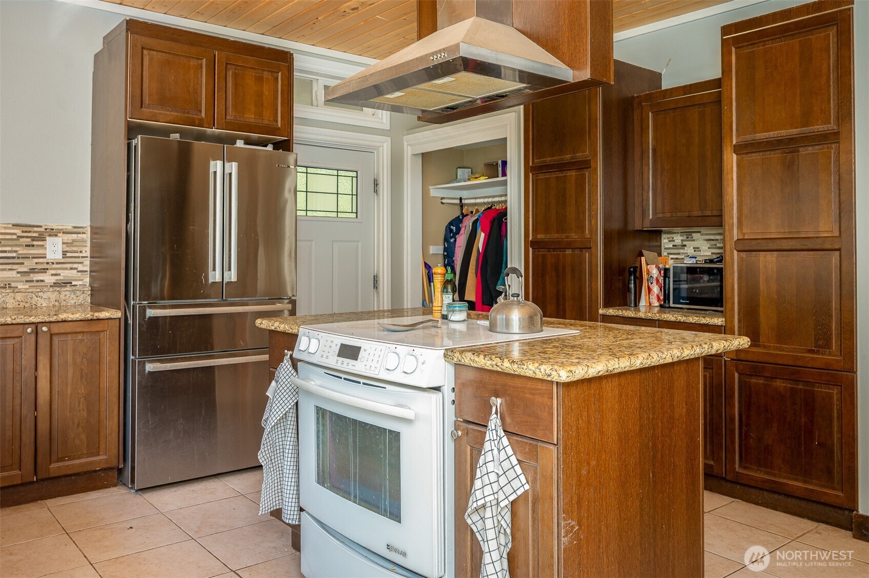 32717 Northeast 94th Street Camas, WA 98607 - Photo 7 of 34 Gallery Image 7