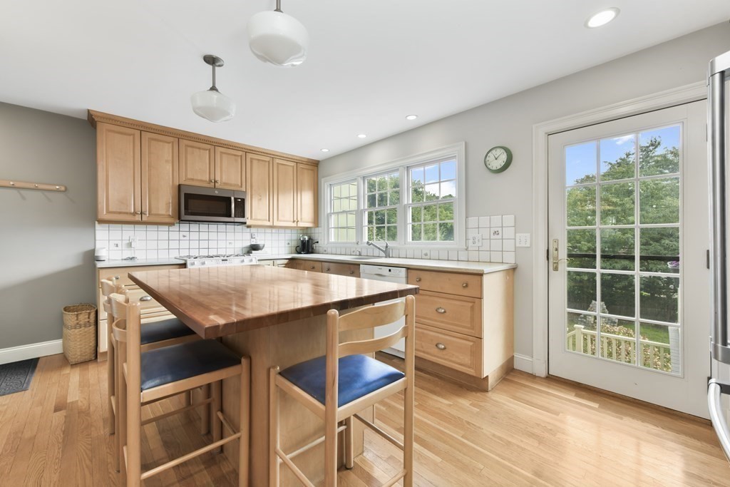 187 Lewis Road Belmont, MA 02478 - Photo 4 of 25 Gallery Image 4