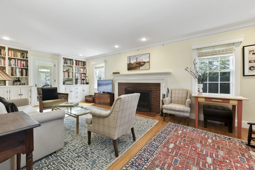 187 Lewis Road Belmont, MA 02478 - Photo 9 of 25 Gallery Image 9