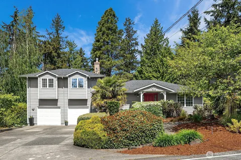 $1,148,000 | 216 Southwest 192nd Street, Normandy Park, WA 98166