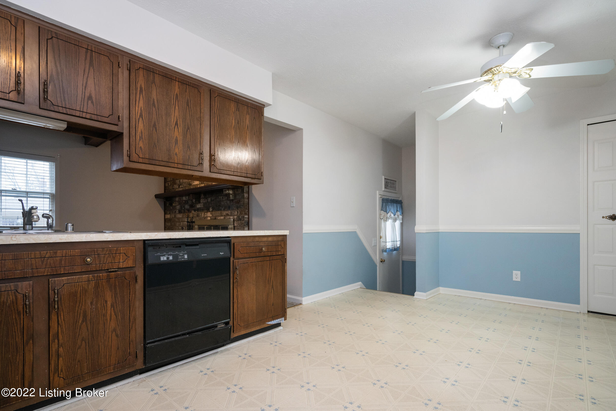 10215 St Rene Road Jeffersontown, KY 40299 - Photo 13 of 44 10215 St Rene Road-15