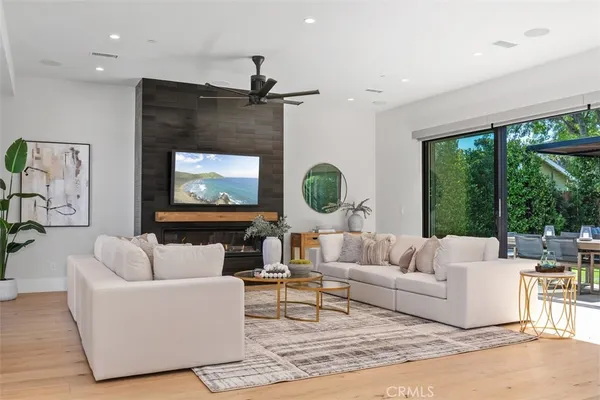 $4,999,000 | 175 Costa Mesa Street, Costa Mesa, CA 92627
