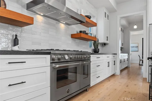 $4,999,000 | 175 Costa Mesa Street, Costa Mesa, CA 92627