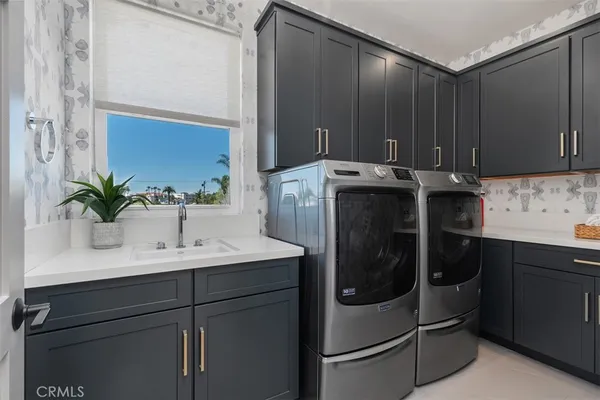 $4,999,000 | 175 Costa Mesa Street, Costa Mesa, CA 92627