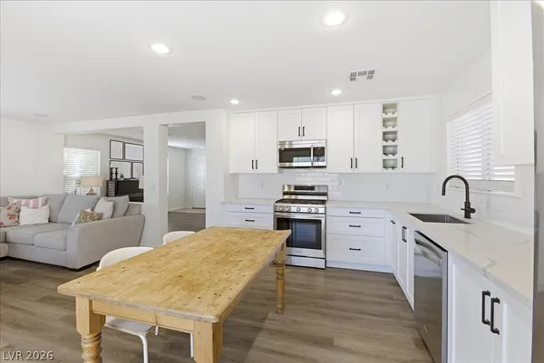 $515,000 | 632 Sistine Street, Las Vegas, NV 89144
