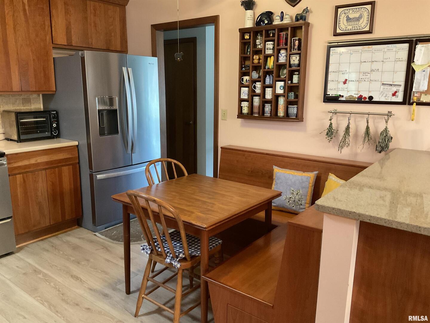 809 West Spring Street Eldridge, IA 52748 - Photo 11 of 50 Gallery Image 11