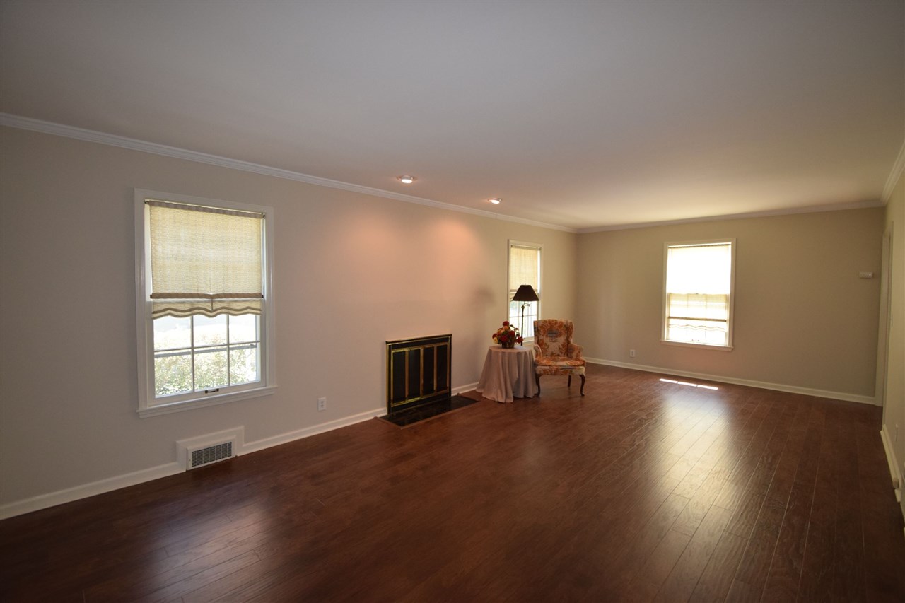 2208 West Petty Road Muncie, IN 47304 - Photo 3 of 30 Gallery Image 3