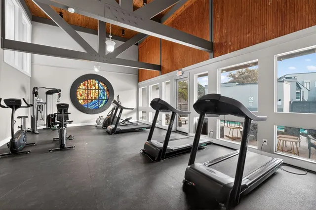 $204,500 | 935 La Posada Drive, Unit 128, Austin, TX 78752