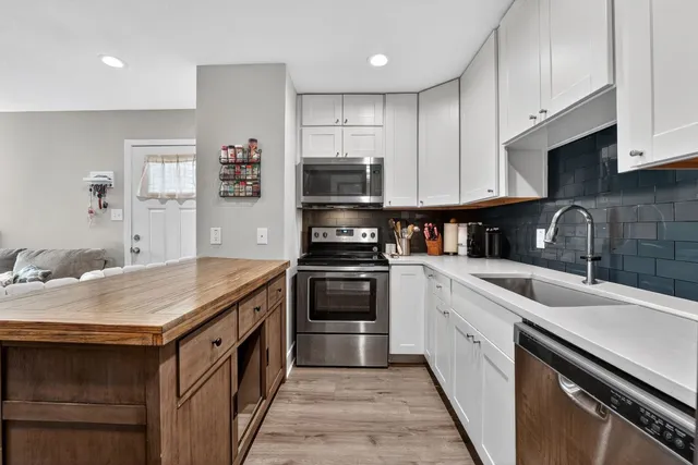 $204,500 | 935 La Posada Drive, Unit 128, Austin, TX 78752