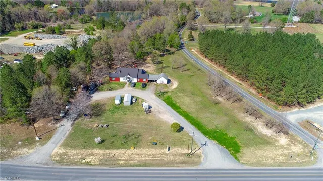 $799,900 | 9010 Old 421 Road, Julian, NC 27283