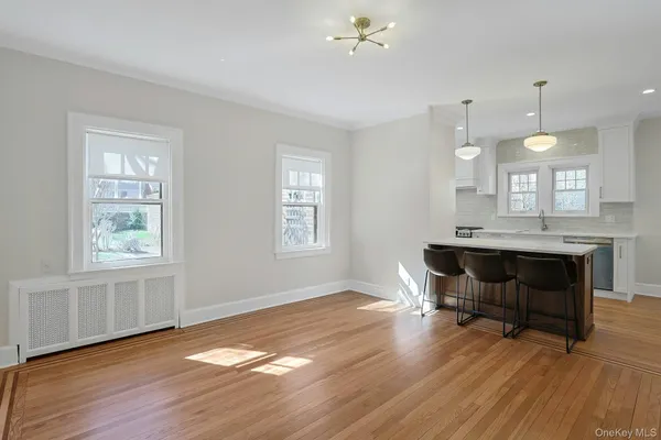 $6,400 | 10 Robins Road, New Rochelle, NY 10801