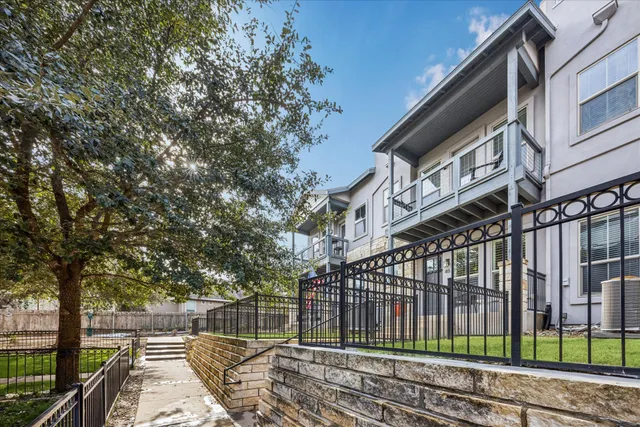 $3,750 | 2520 Bluebonnet Lane, Unit 45, Austin, TX 78704