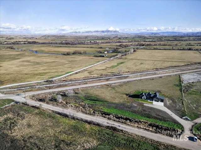 $948,000 | 2240 Little Rock Road, Emmett, ID 83617