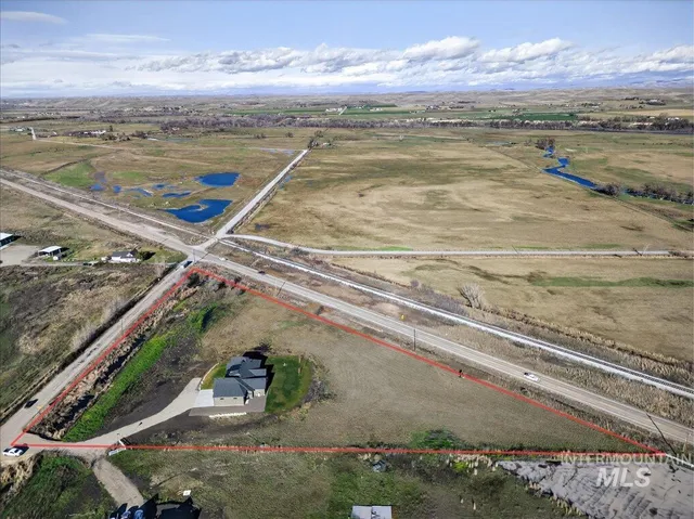 $948,000 | 2240 Little Rock Road, Emmett, ID 83617