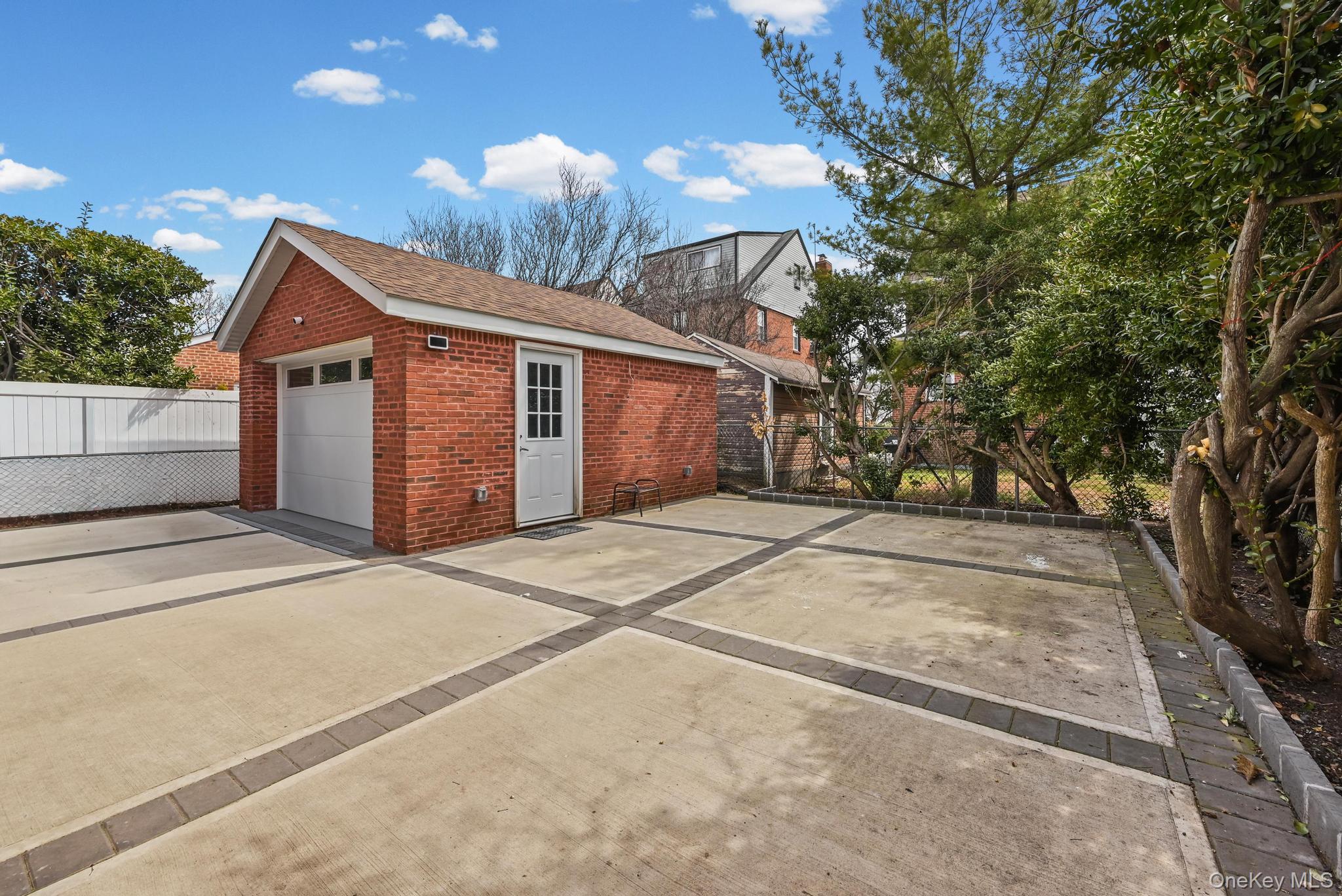 6 Dubonnet Road Valley Stream, NY 11581 - Photo 21 of 27 Detached Garage
