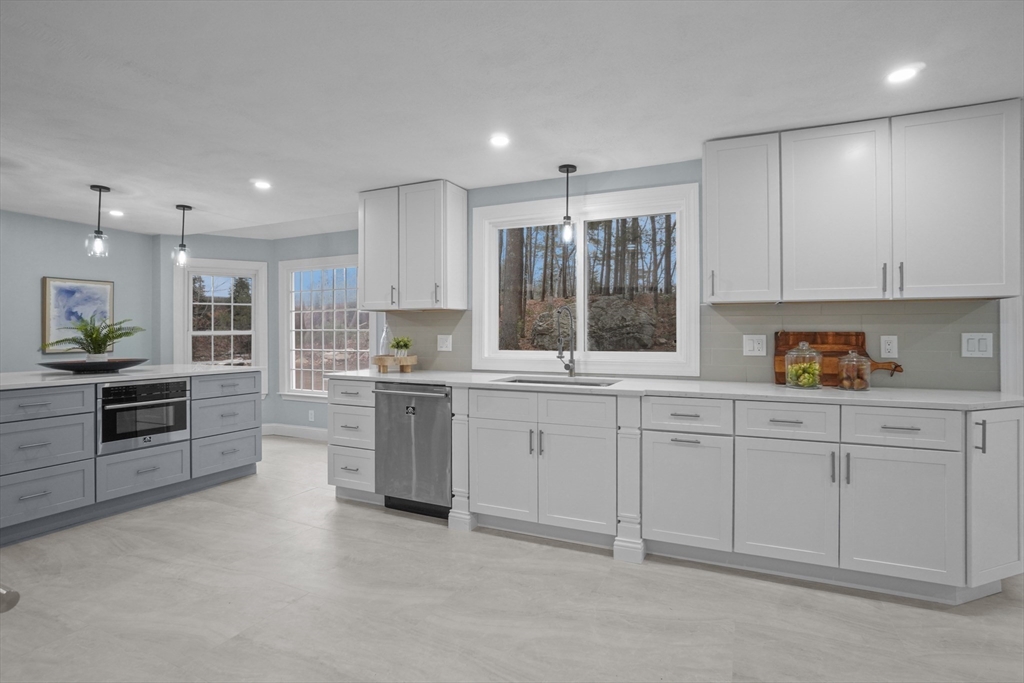 260 Summer Street Walpole, MA 02071 - Photo 11 of 40