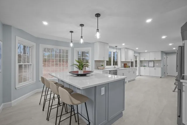 $1,099,900 | 260 Summer Street, Walpole, MA 02071