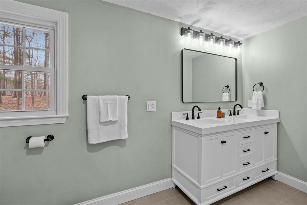 260 Summer Street Walpole, MA 02071 - Photo 18 of 40