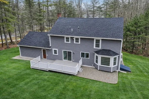 $1,089,900 | 260 Summer Street, Walpole, MA 02071