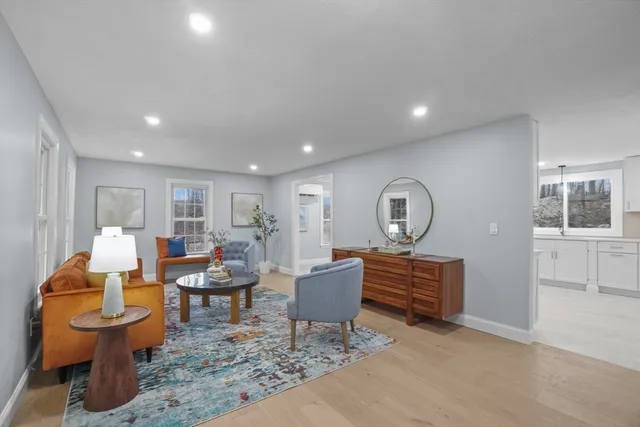 $1,099,900 | 260 Summer Street, Walpole, MA 02071