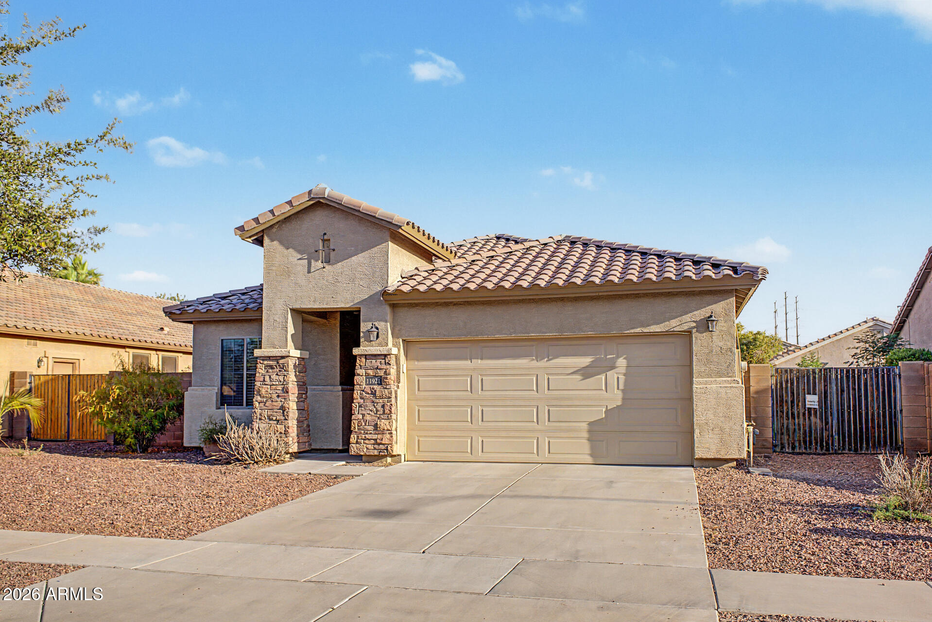 11921 West Monte Vista Road Avondale, AZ 85392 - Photo 4 of 56 04 - Monte Vista