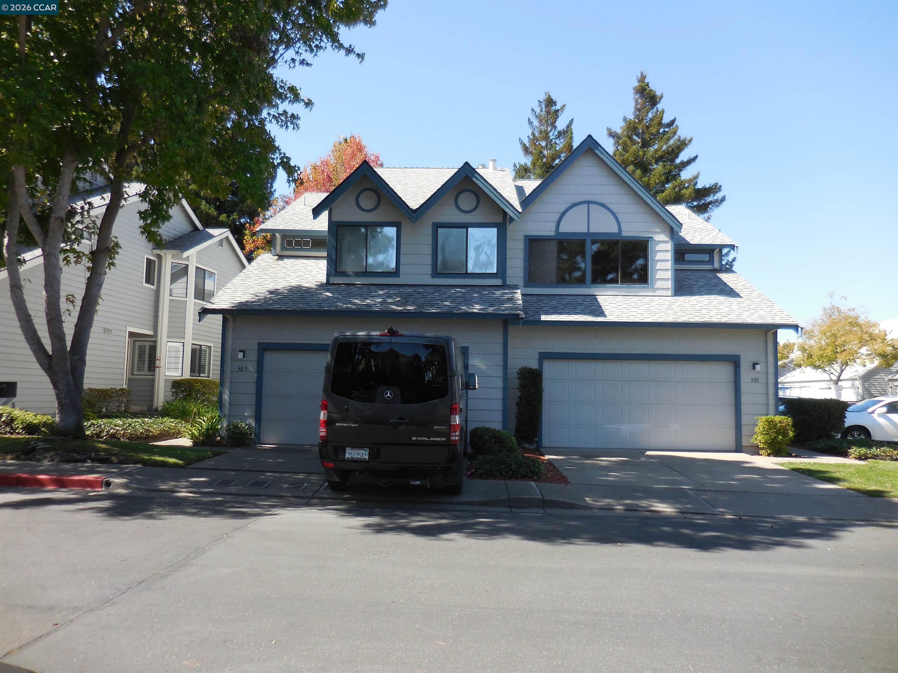 301 Del Monte Way, Unit END Pinole, CA 94564 - Photo 1 of 40 Gallery Image 1